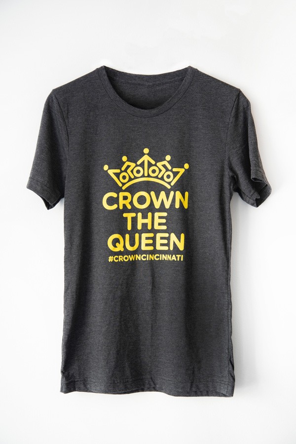 CROWN The Queen T-shirt